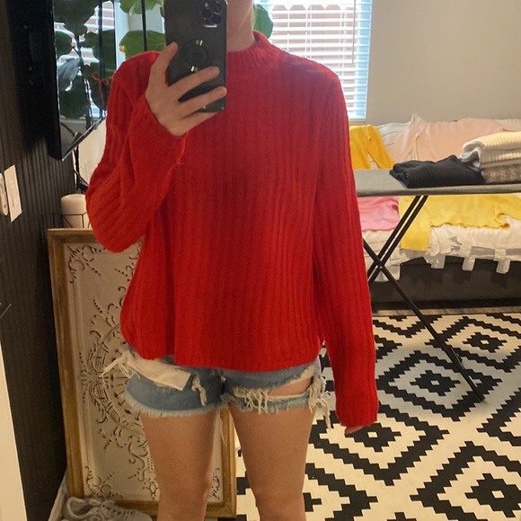 H&M red knit sweater - Picture 7 of 12